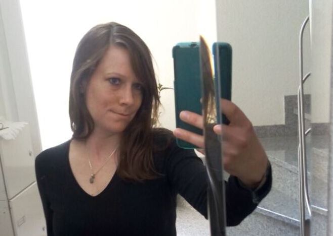 Should be a normal selfie at first…