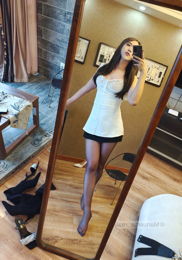 Long legs in pantyhose