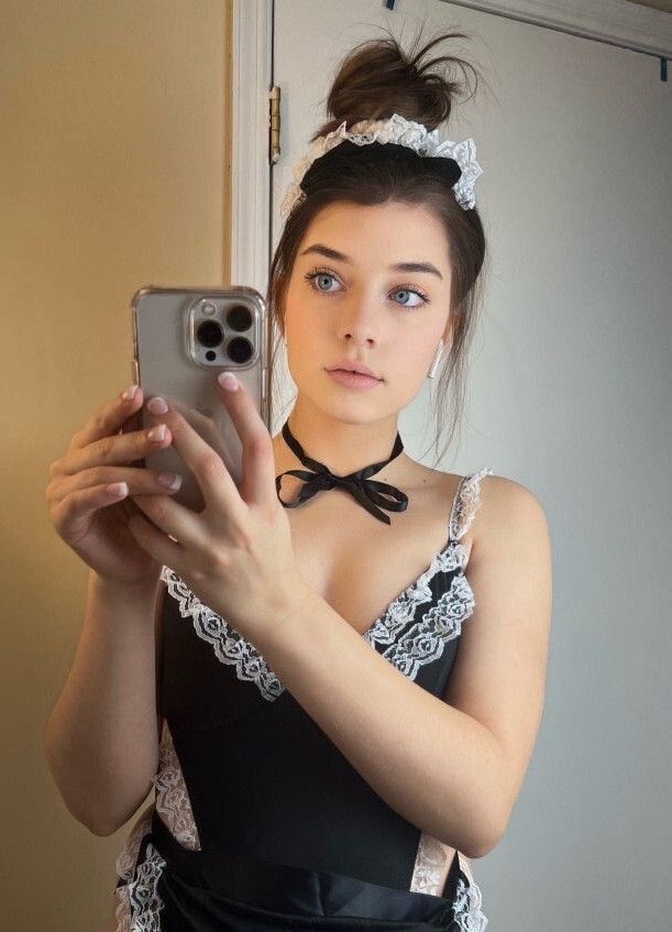 Pretty maid costume