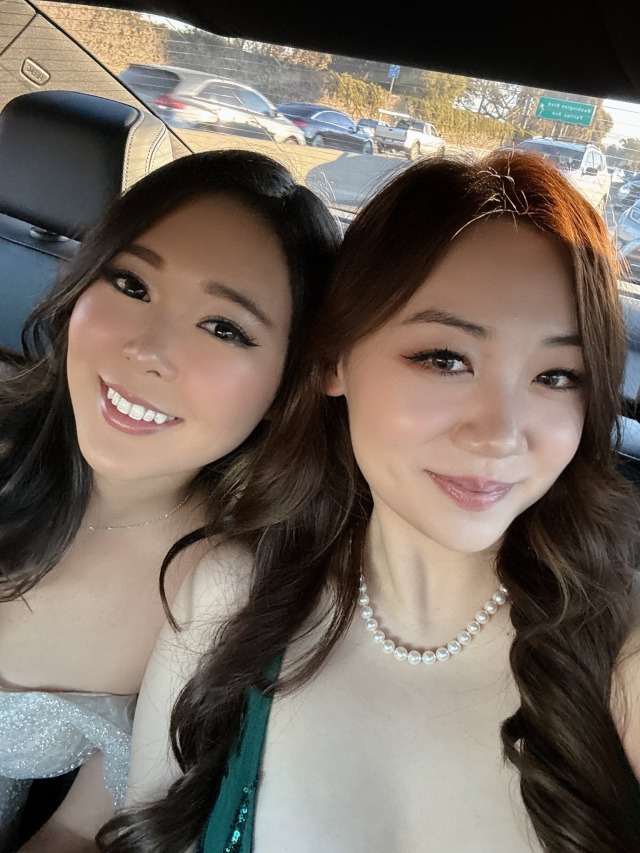 Two sexy Asian girls selfie