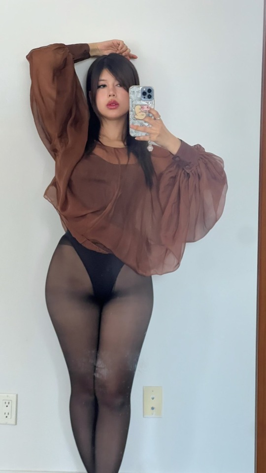 Nice hips in black pantyhose